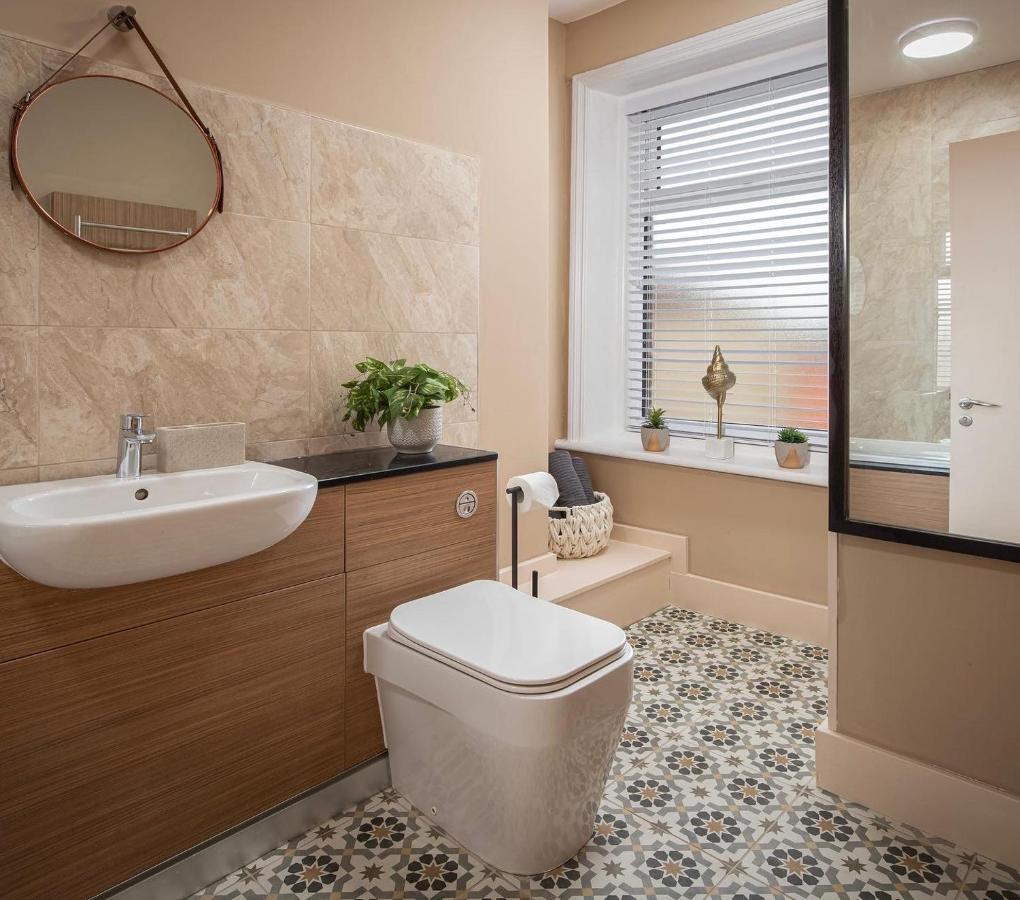 Coral Boutique Apartment 2 Blackpool Buitenkant foto