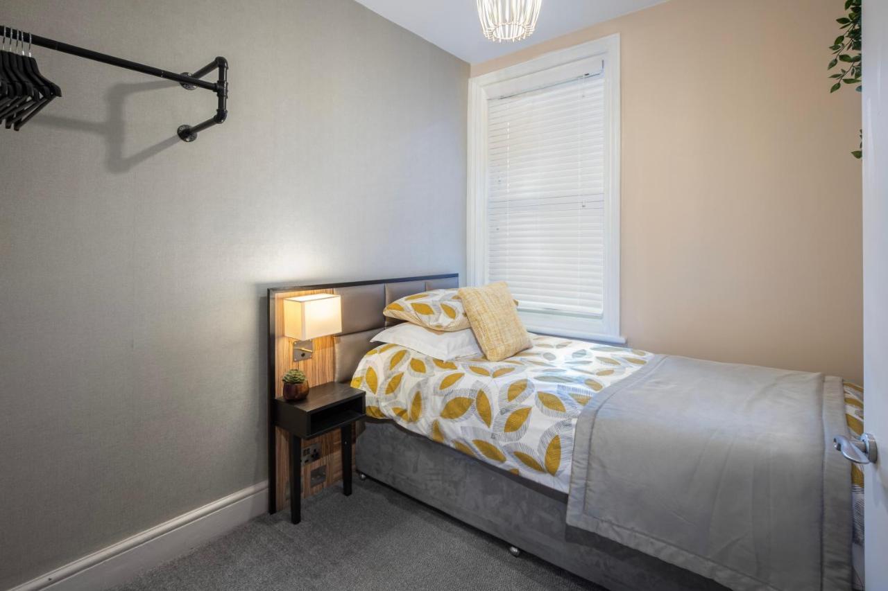 Coral Boutique Apartment 2 Blackpool Buitenkant foto